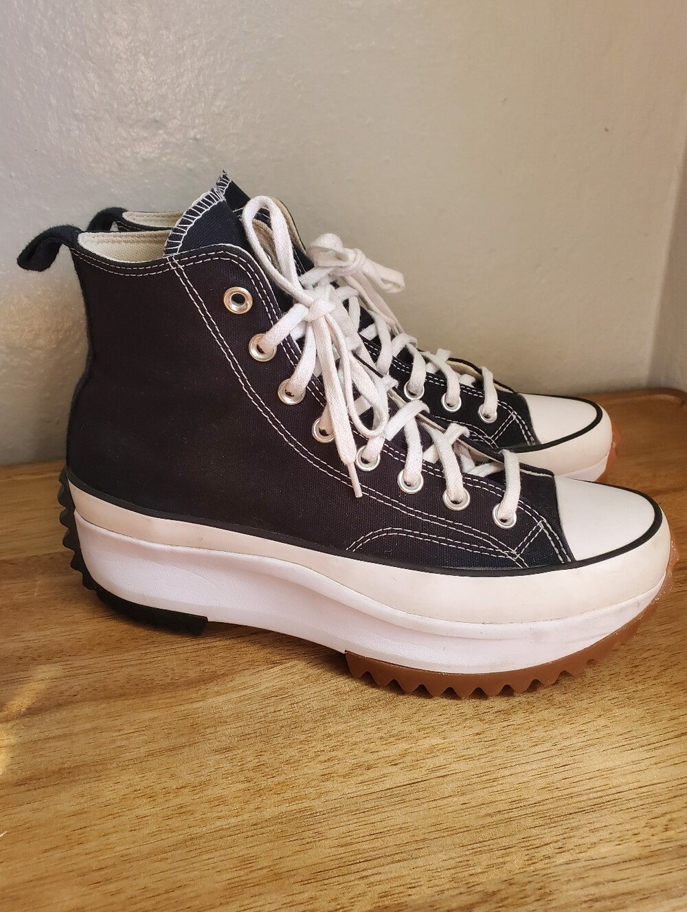 Converse Run Star Hike Black Platform M8W9.5